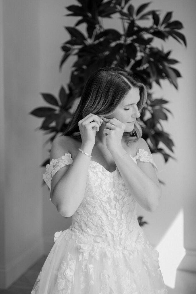 Marta and Michael's Wedding by Affordable & Artistic Wedding Photographers in Florida & Worldwide